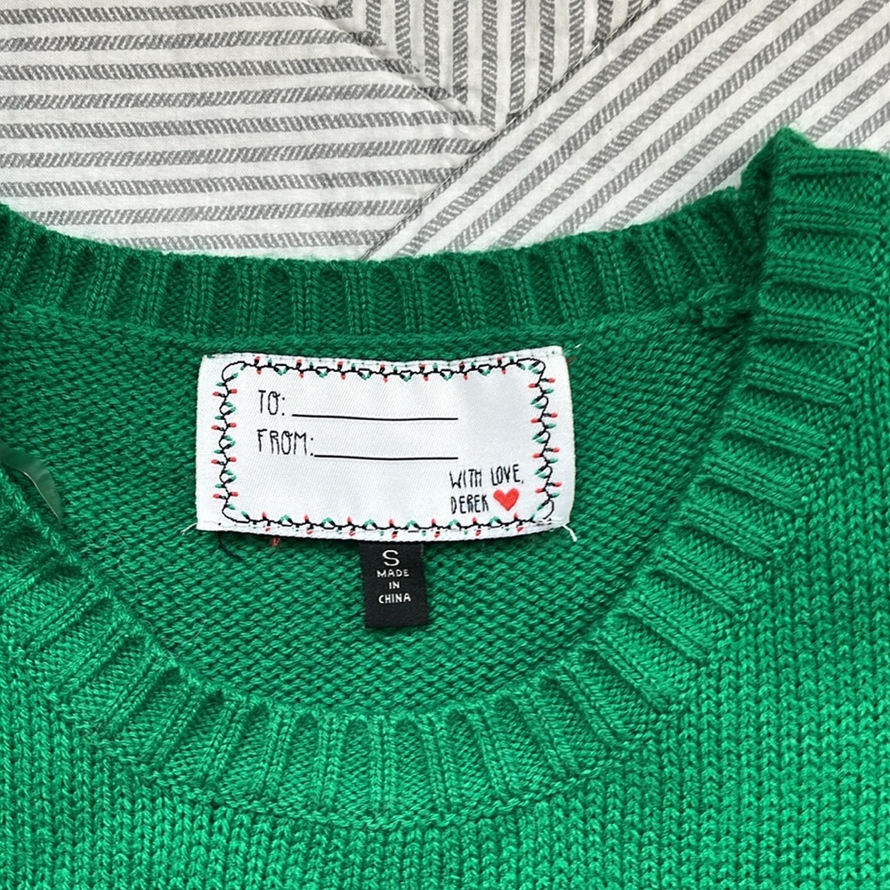 Christmas sweater - Picture 2 of 3